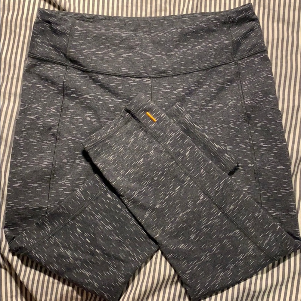 Lucy Capri pocket leggings